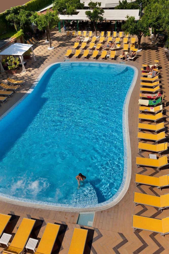 סן אנג'לו Grand Hotel Parco Del Sole מראה חיצוני תמונה