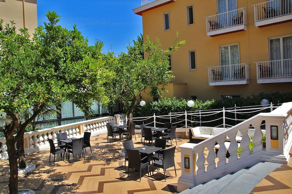 סן אנג'לו Grand Hotel Parco Del Sole מראה חיצוני תמונה